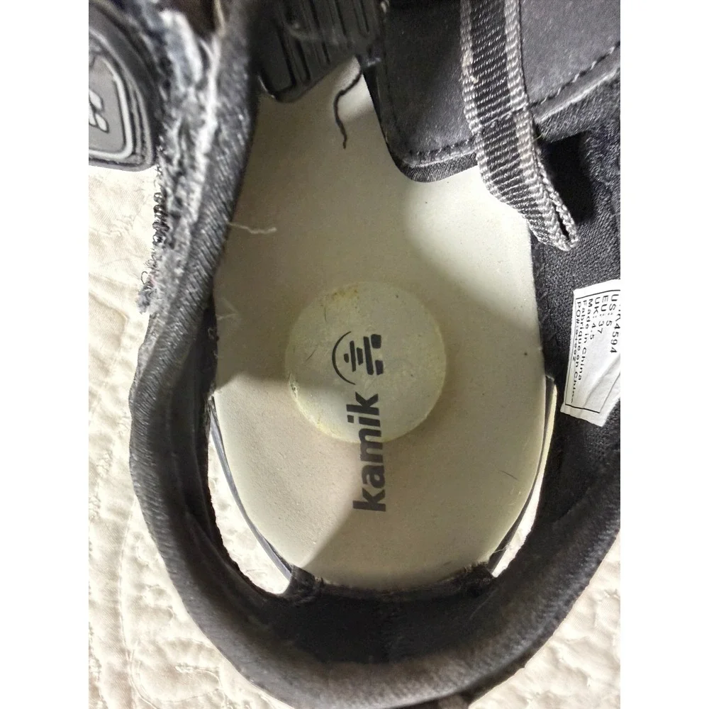 Kamik Crab Sandals Boys‎ SZ 5 Black Closed Toe Waterproof Sport JHK4594 Gorpcore